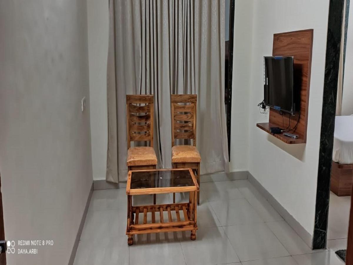 Hotel Satyam Residency Navi Mumbai Bagian luar foto